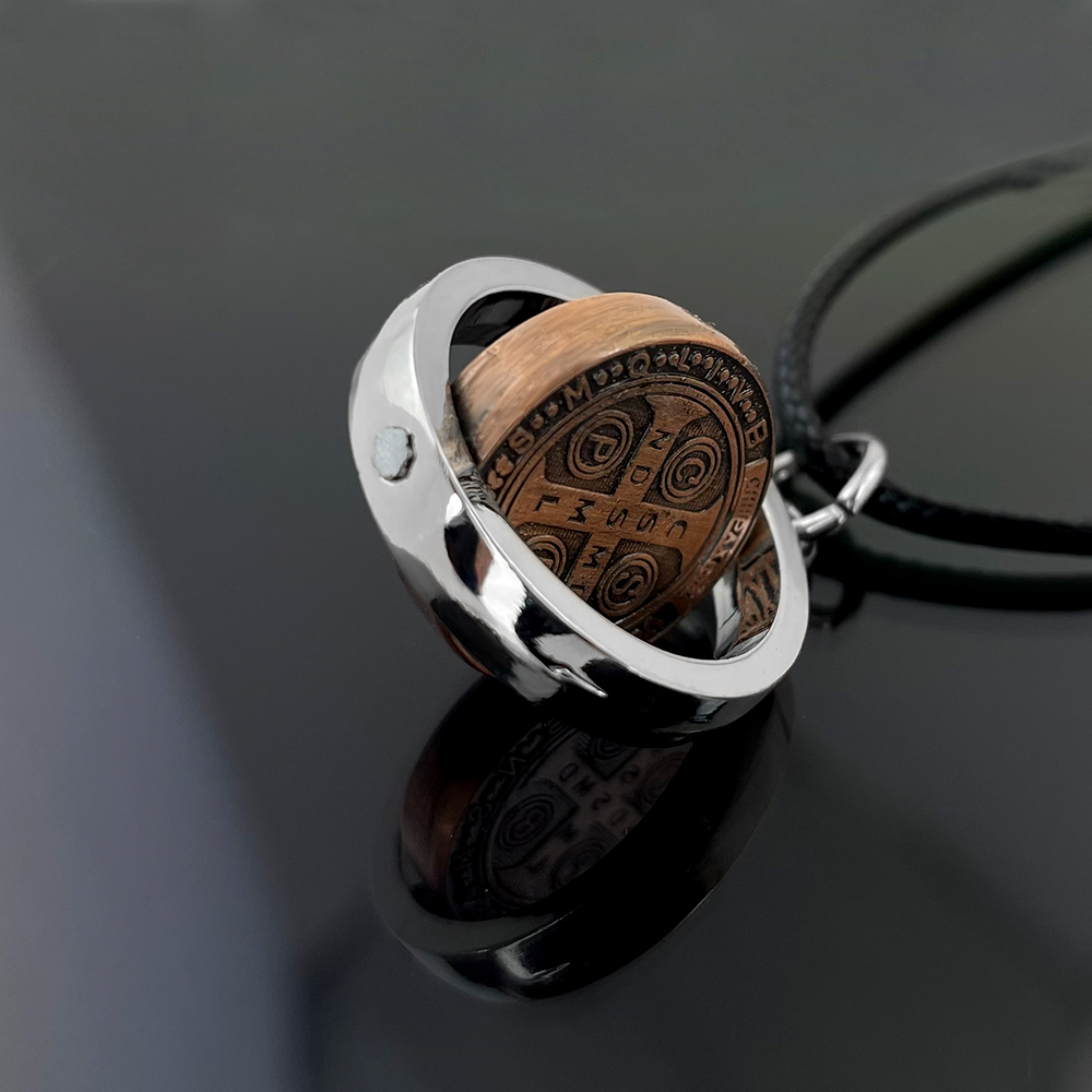 New St Benedict Medal Necklace - Jewelry & Watches Spółka Z Ograniczoną Odpowiedzialnością Sp Z Oo review and price